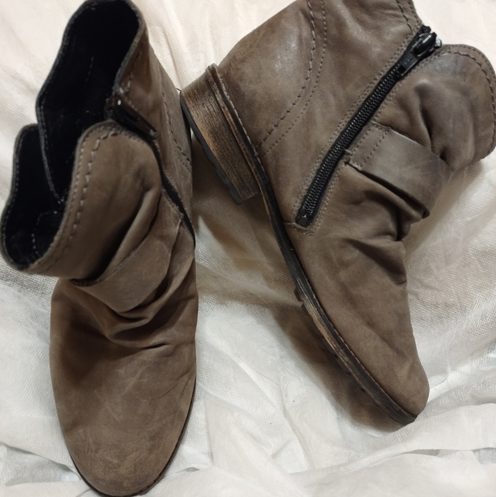 Remonte Dorndorf sz40 booties boots EUC